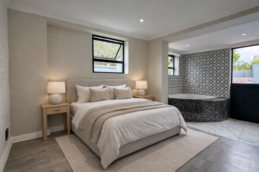 6 Bedroom Property for Sale in Fernwood Western Cape